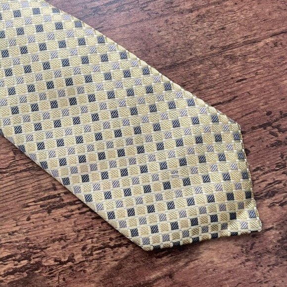 Donald J Trump Signature Collection Tie Gold Gray Silk Diamond Pattern Necktie - Picture 3 of 7